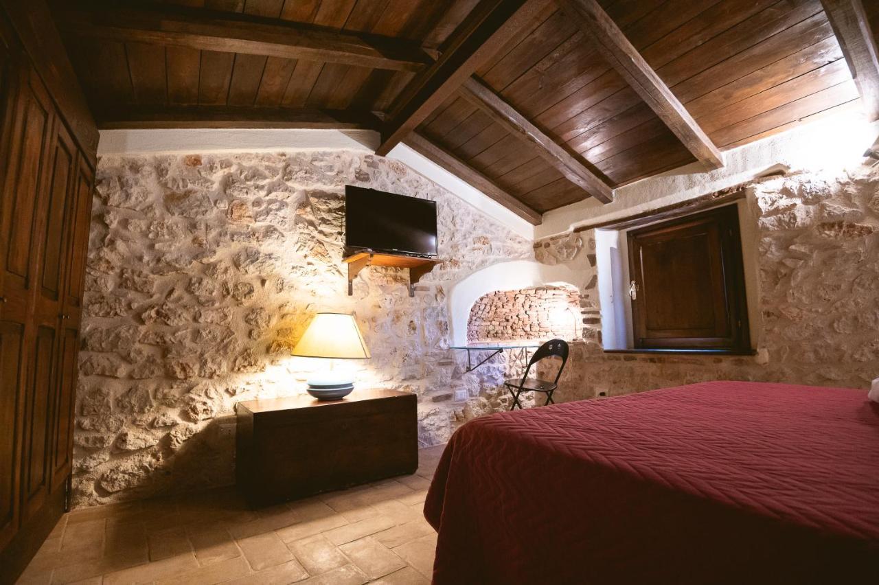 Bed and Breakfast Nena Al Borgo Castello Pico Exterior foto