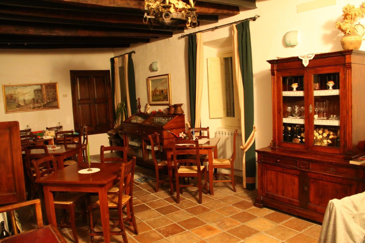 Bed and Breakfast Nena Al Borgo Castello Pico Exterior foto