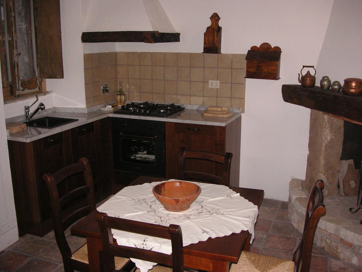 Bed and Breakfast Nena Al Borgo Castello Pico Exterior foto