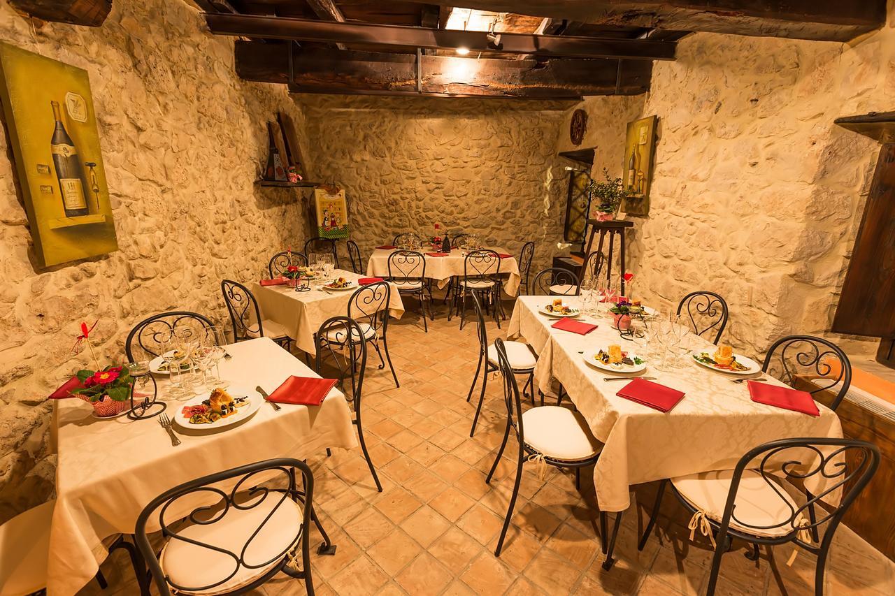 Bed and Breakfast Nena Al Borgo Castello Pico Exterior foto