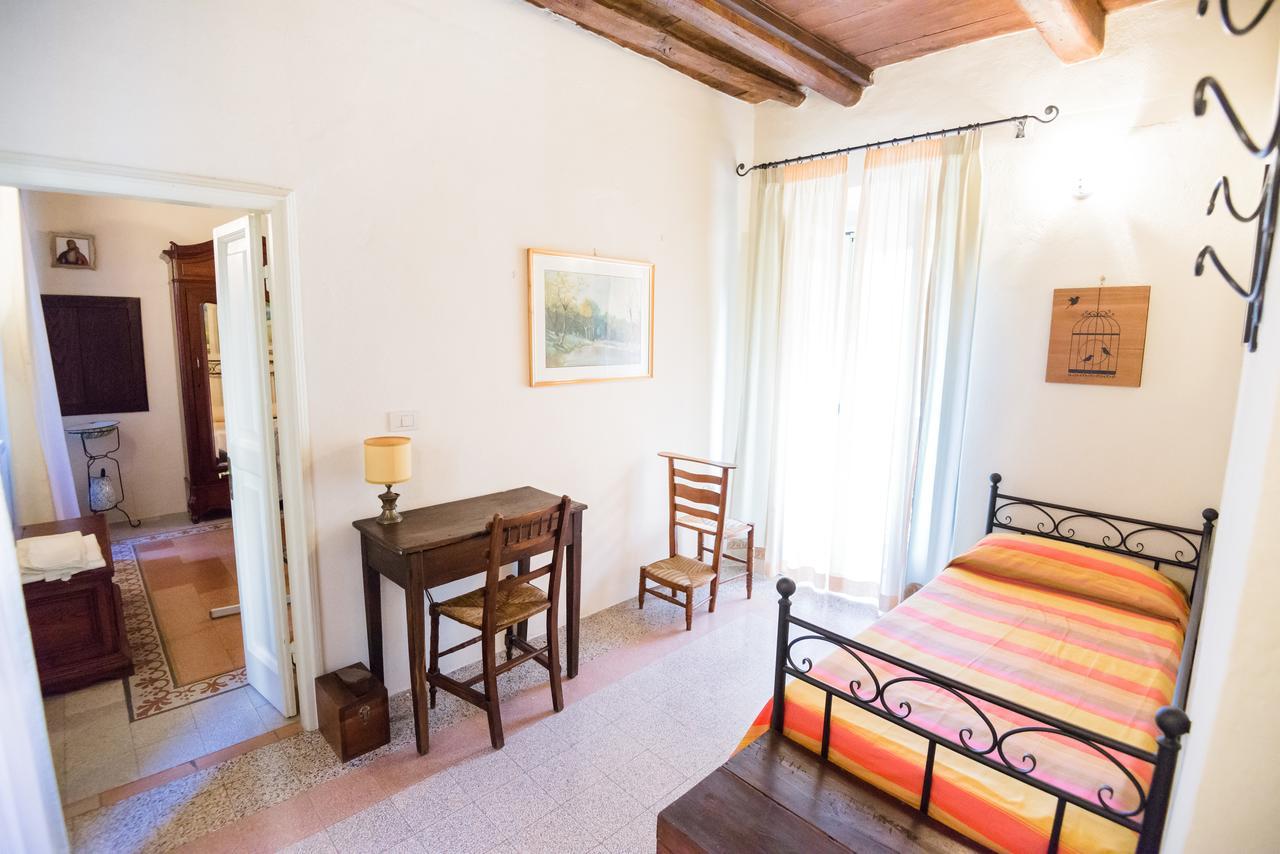 Bed and Breakfast Nena Al Borgo Castello Pico Exterior foto