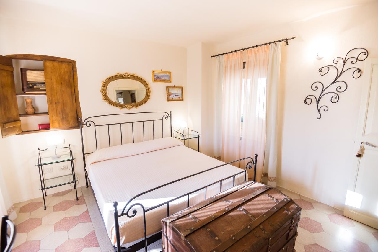 Bed and Breakfast Nena Al Borgo Castello Pico Exterior foto