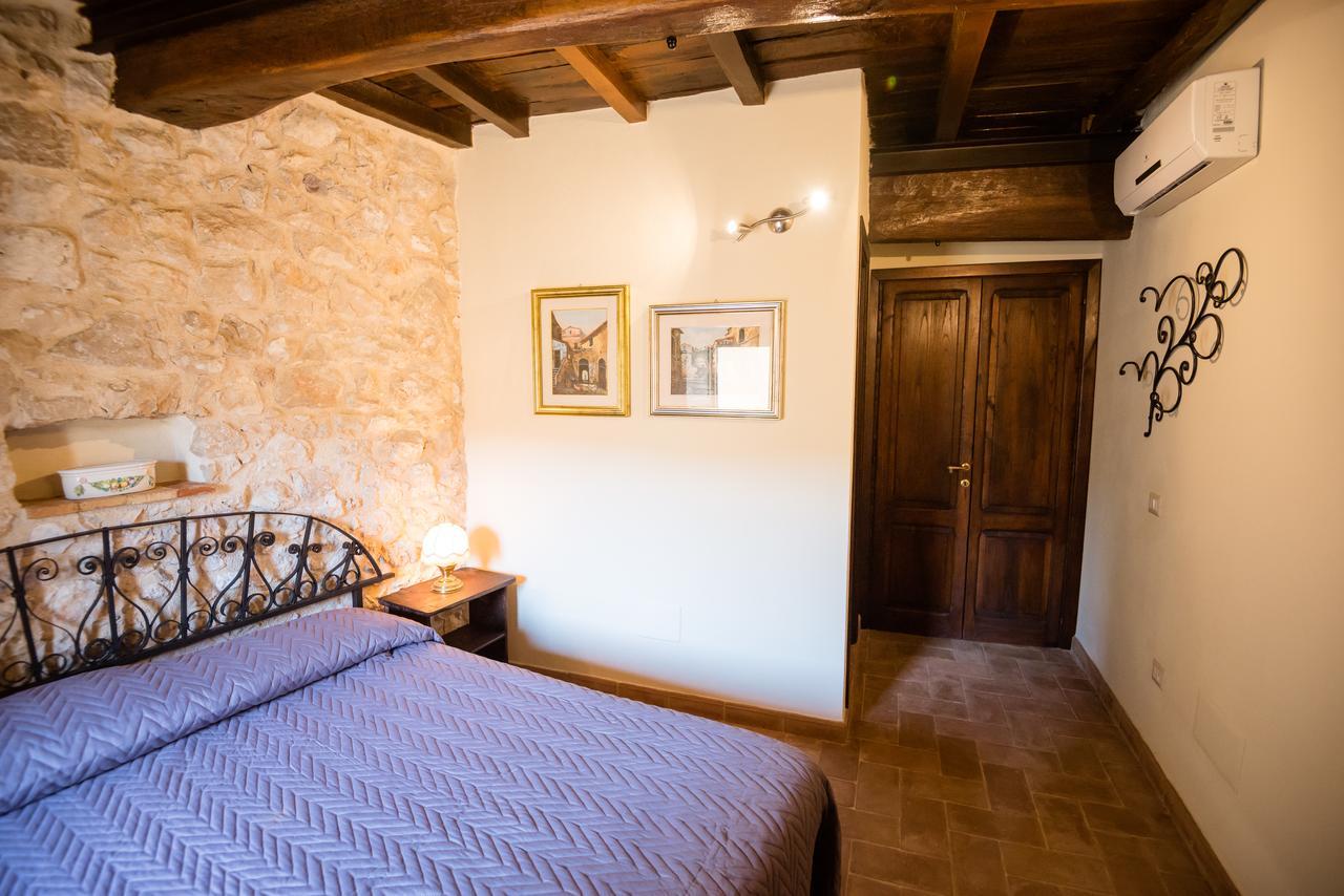 Bed and Breakfast Nena Al Borgo Castello Pico Exterior foto