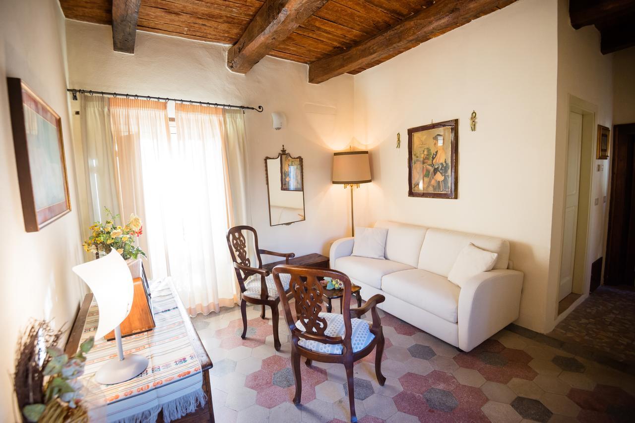 Bed and Breakfast Nena Al Borgo Castello Pico Exterior foto