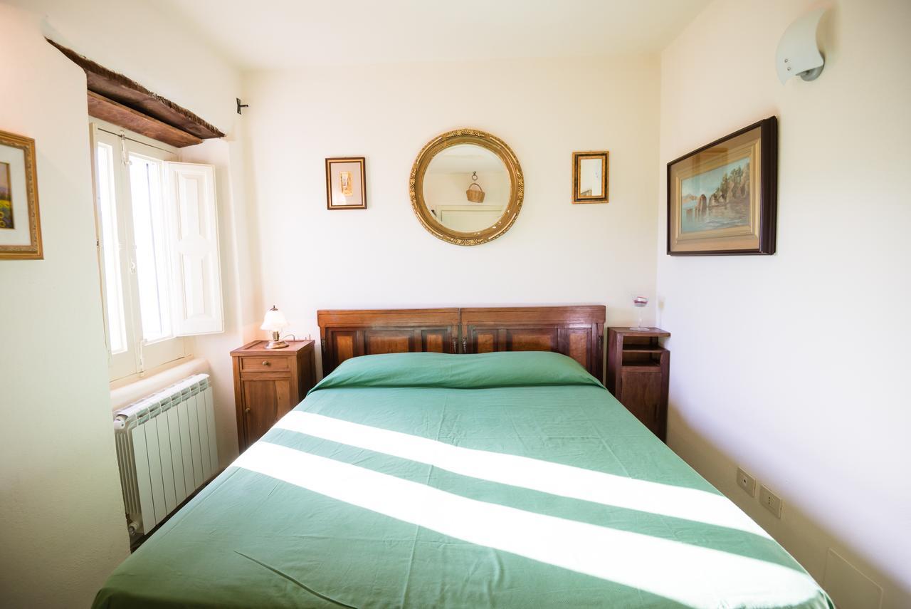 Bed and Breakfast Nena Al Borgo Castello Pico Exterior foto