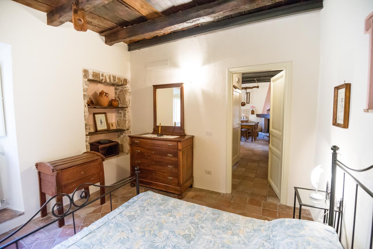 Bed and Breakfast Nena Al Borgo Castello Pico Exterior foto